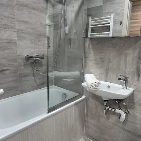 Royal Smart Apartments Cracow-2