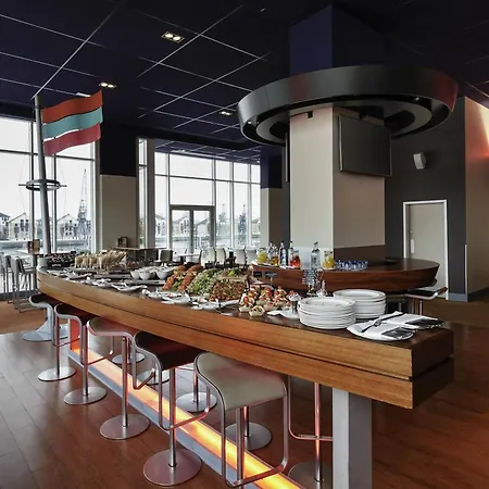 Novotel London Excel-3