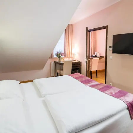 Best Western Plus Hotel Arcadia-3