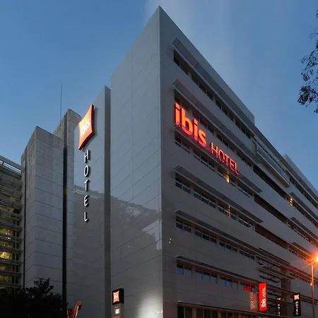 Hotel Ibis Lisboa Parque Das Nacoes-3