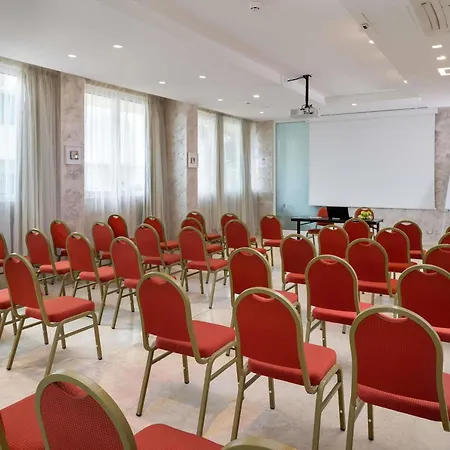 Mercure Rimini Lungomare-3