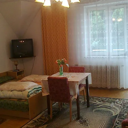 Maxim Pokoje Gościnne-3