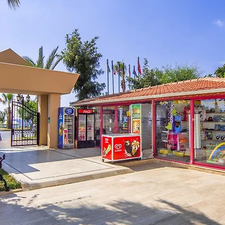 Saritas Hotel Only Family Concept-3