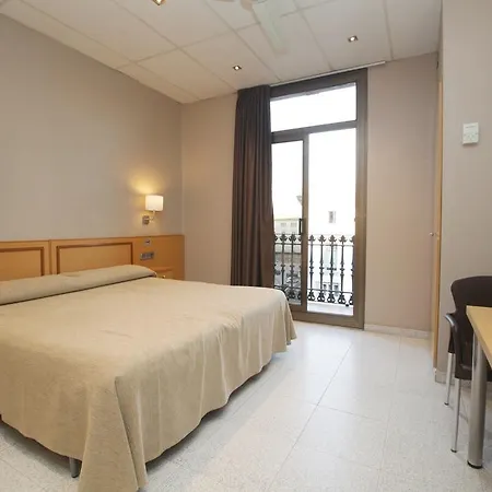 Hostal Nuevo Colon-3