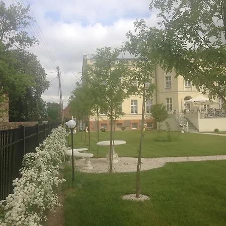 Hotel SPA Akacjowy Dwór-3