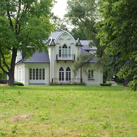 Roskosz Zespół Dworsko Parkowy-2