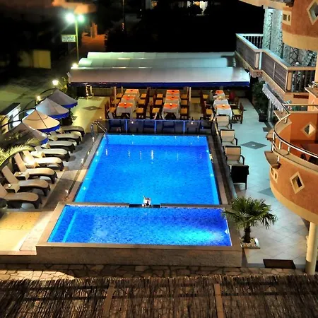 Aparthotel Villa Primafila-2