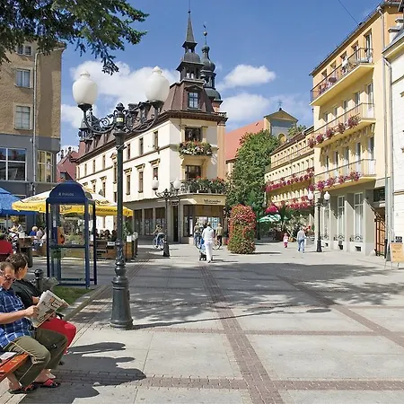 Uzdrowisko Cieplice - Długi Dom-2
