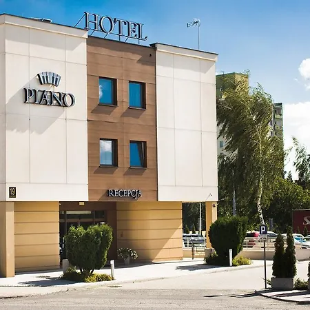 Hotel Piano-2