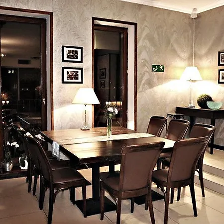 Trzy Korony Boutique Hotel&SPA Piwne-3