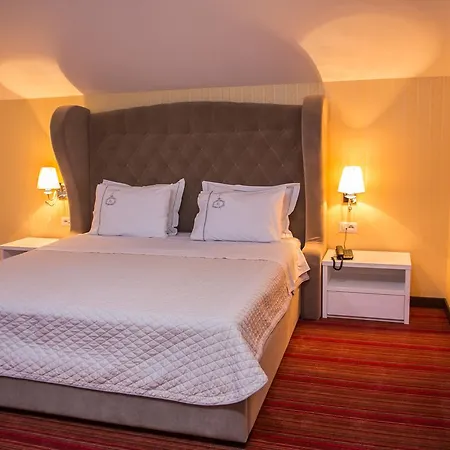 Santa Quaranta Premium Resort-3