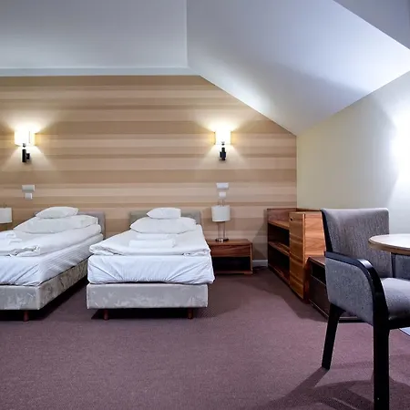 Hotel Lord Krosno-2