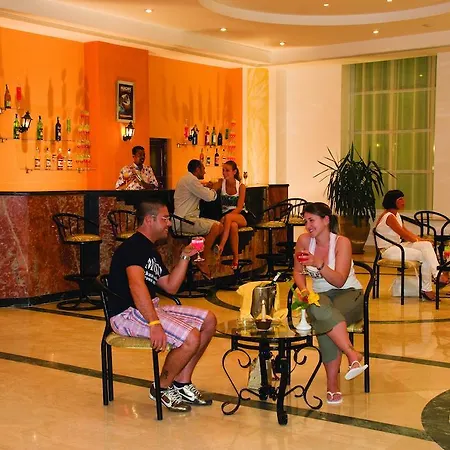 Blue Reef Red Sea Resort-2