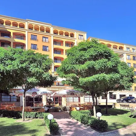 Hotel Paradise Green Park-3