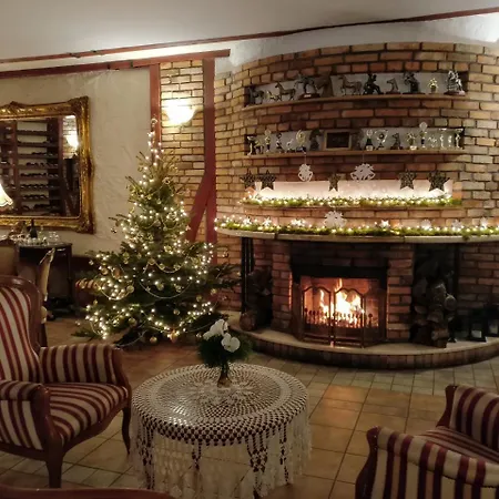 Hubertus Aparthotel & Restaurant & Horse Club-3