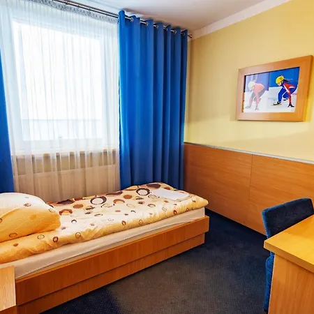 Dom Sportowca Błonie - MOSiR-2