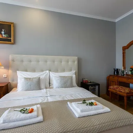 Slabur Residence-3