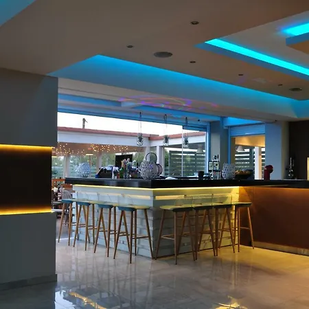 Sea Melody Beach Hotel Apartments-3