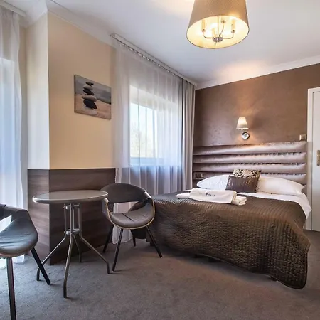 Villa 33 Blisko Plaży-3