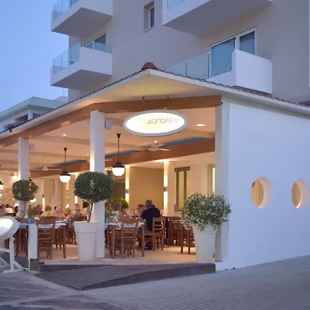 Sunrise Gardens Aparthotel-3