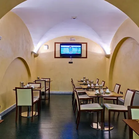 Crosti Hotel-3