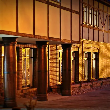 Amberroom-2