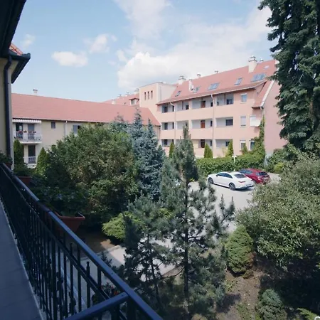 Aqua Villa Eger-2