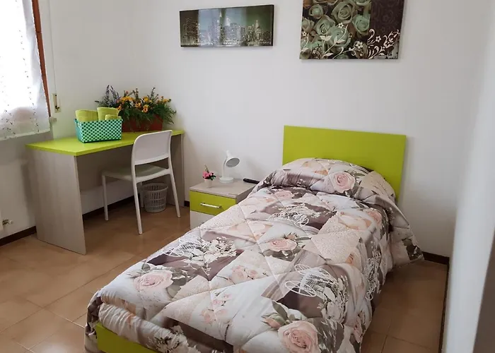 Mayflowers B&B Zona Ospedale Cisanello Piza