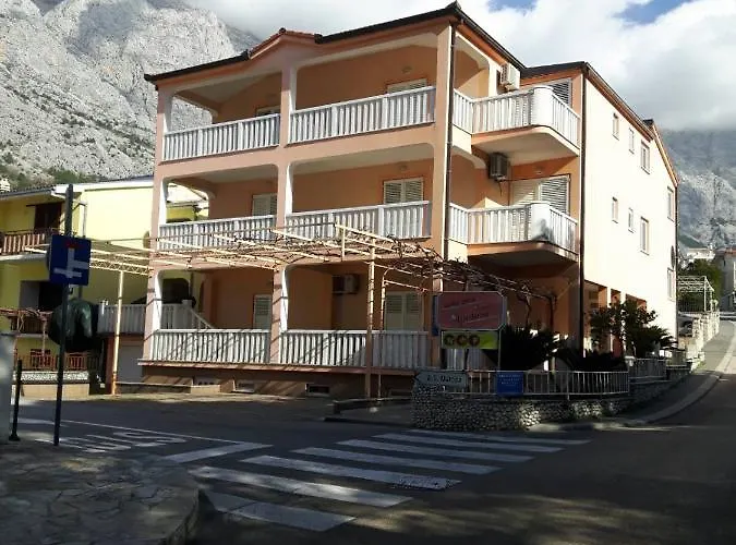 Hotel House Vida Goraleks Baška Voda