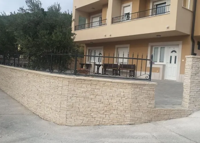 Hotel Ferdo 1 Makarska
