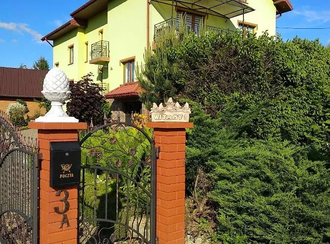 Hotel Tęczowy Poranek Ustrzyki Dolne