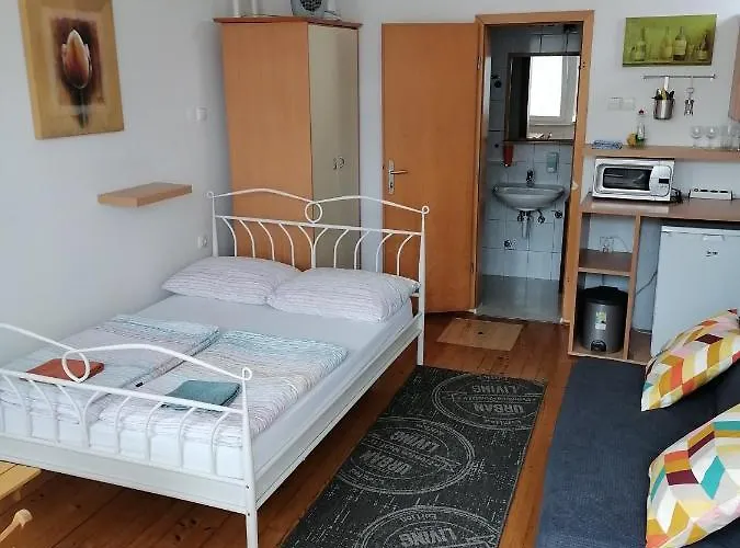 Peter Rooms Lublana