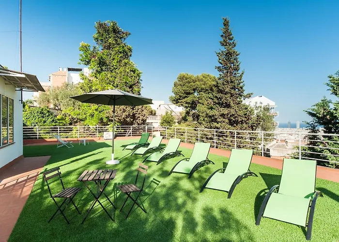 Casa Vilaro Park Guell Barcelona