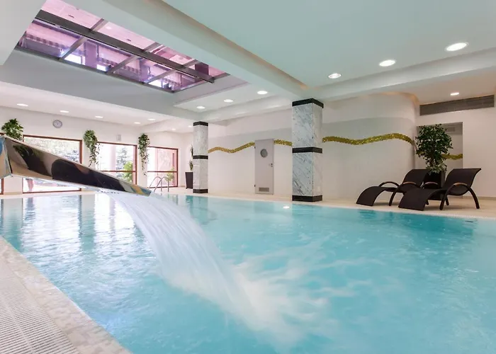 Hotel Robert'S Port Mikołajki