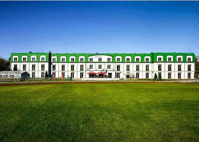 Hotel Anton By Dns Pruszków