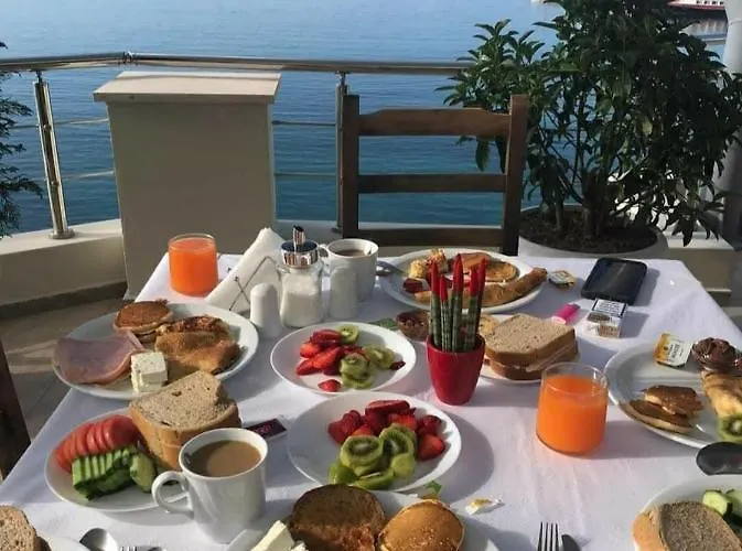 Titania Hotel Saranda