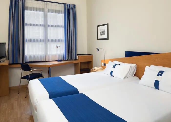 Holiday Inn Express Ciudad De Las Ciencias By Ihg Walencja