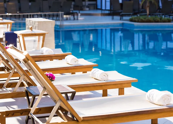 Theartemis Palace Retimno