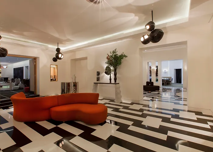 Hotel Marignan Champs-Elysees Paryż