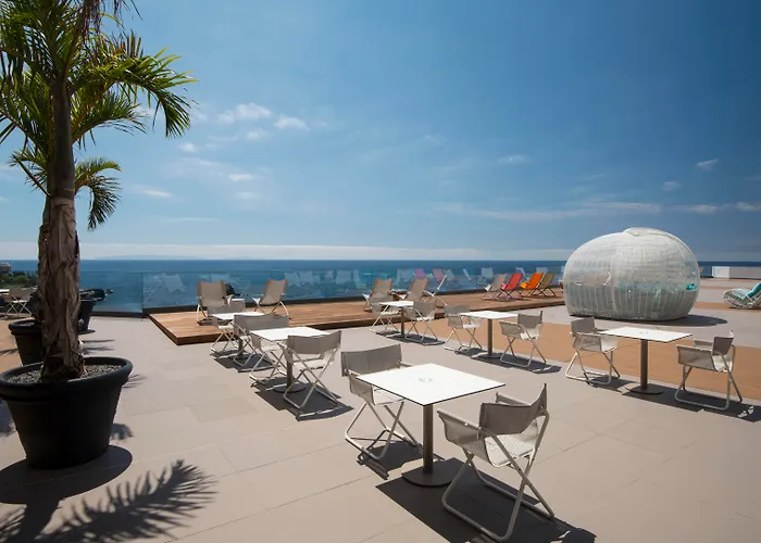 Hotel Baia Azul Funchal 