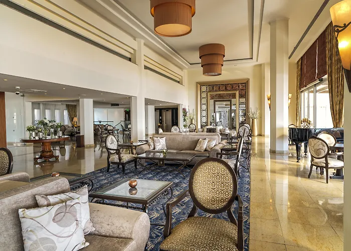 Alexander The Great Beach Hotel Pafos