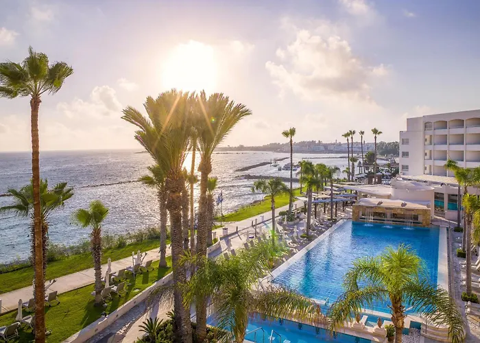 Alexander The Great Beach Hotel Pafos