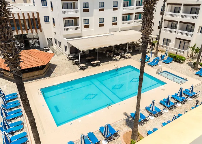 Kefalos Damon Hotel Apartments Pafos