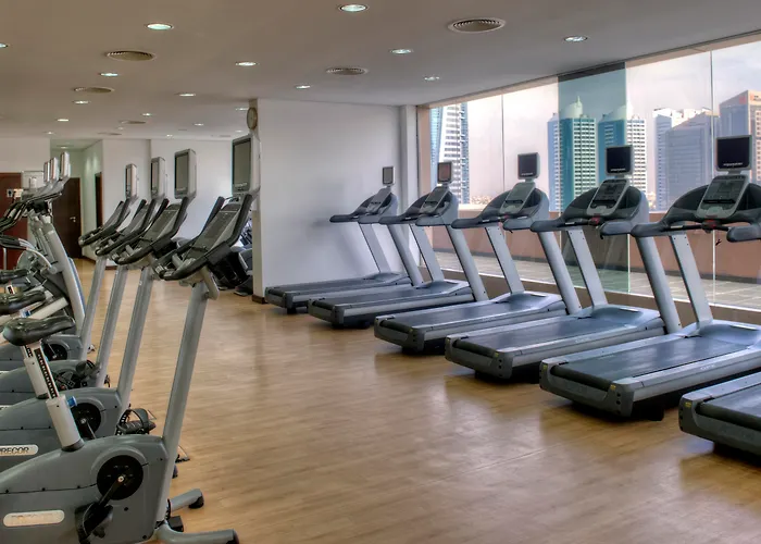 Two Seasons Hotel & Apartments Dubaj