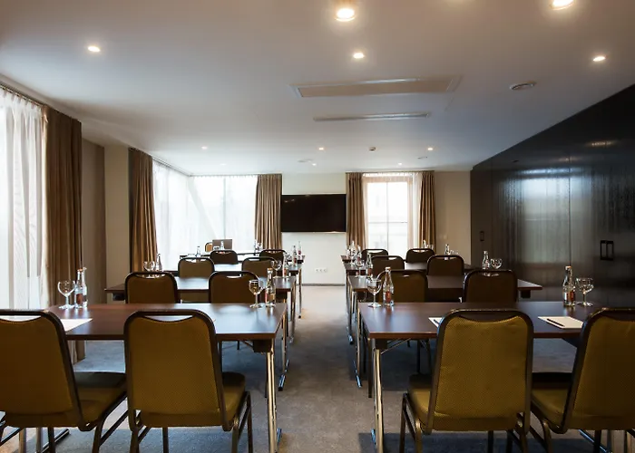 Amberton Cathedral Square Hotel Wilno