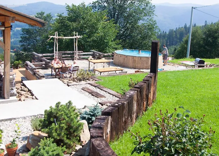 Swoboda Na Szczycie Gory Z Dala Od Miasta Brenna