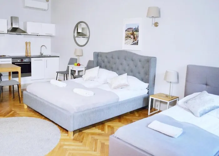 21 Floriańska Street Apartments Kraków