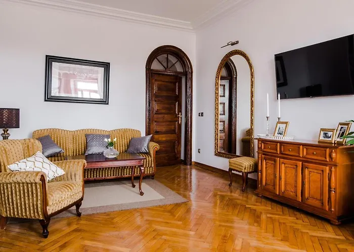 HALBY Luxury Rooms Chmielna 73B Warszawa