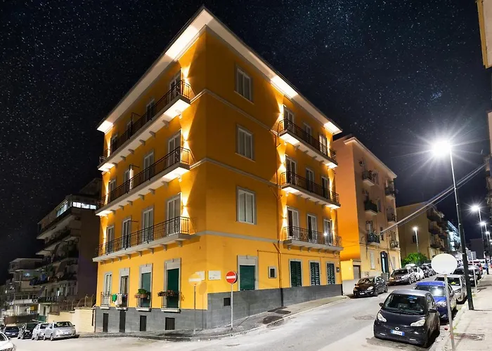 Acate81 Lifestyle Apartment Neapol