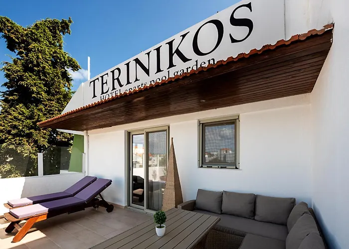 Terinikos Sunny Garden Hotel & Junior Suites Jalisos
